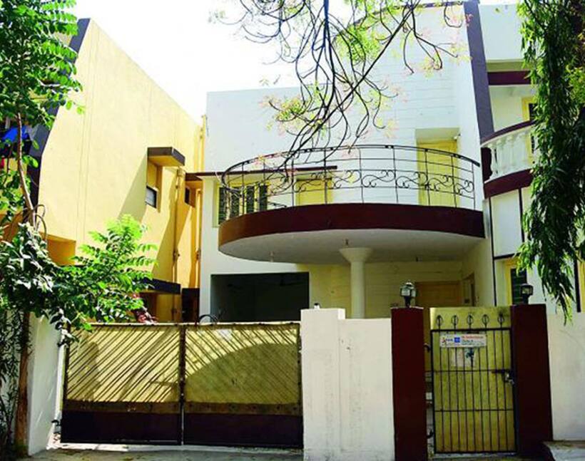 Jayalalithaa, Sasikala’s house in Telangana served with property tax notice