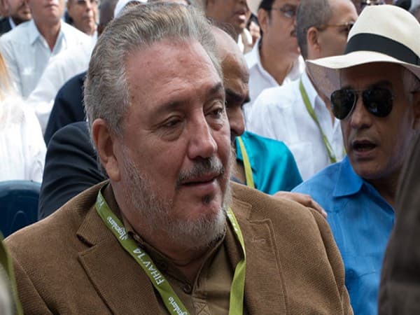 fidel castro's eldest son diaz commits suicide