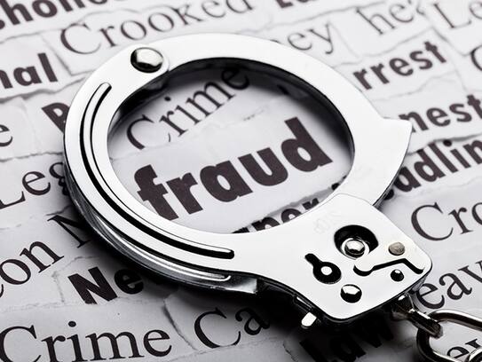 Nigerian arrested for fraud with people