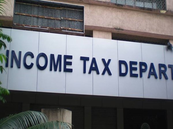 DMK complaints against income tax raids against party leaders alleges raids are politically influenced ones