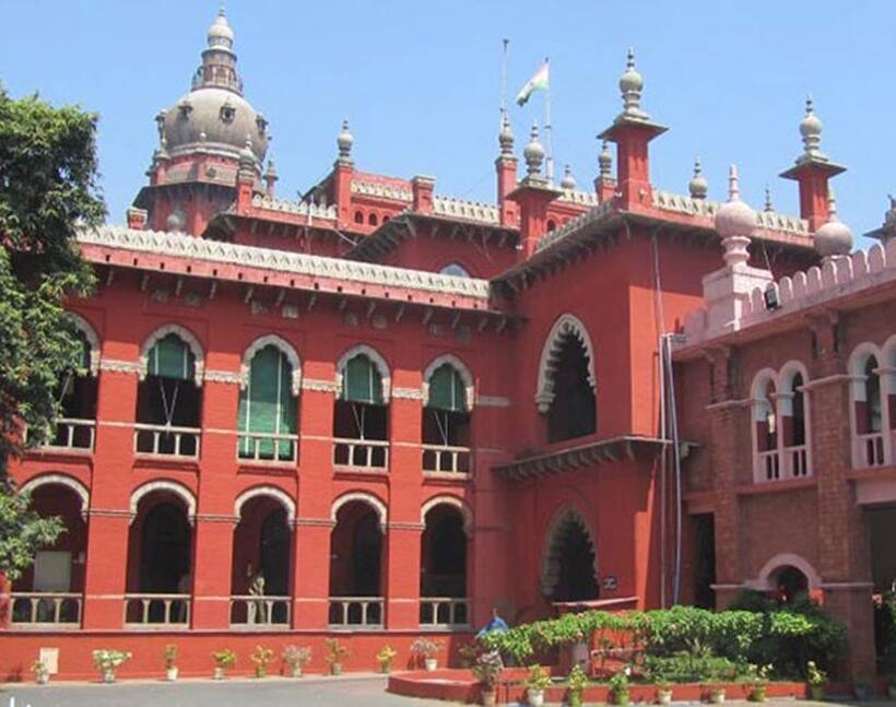 PIL filed in Madras HC against vehicles without rear and side-view mirrors