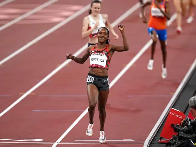 https://stocktwits.com/news-articles/markets/equity/nike-aims-to-sprint-back-into-running-spotlight/chQnDrTRbgx