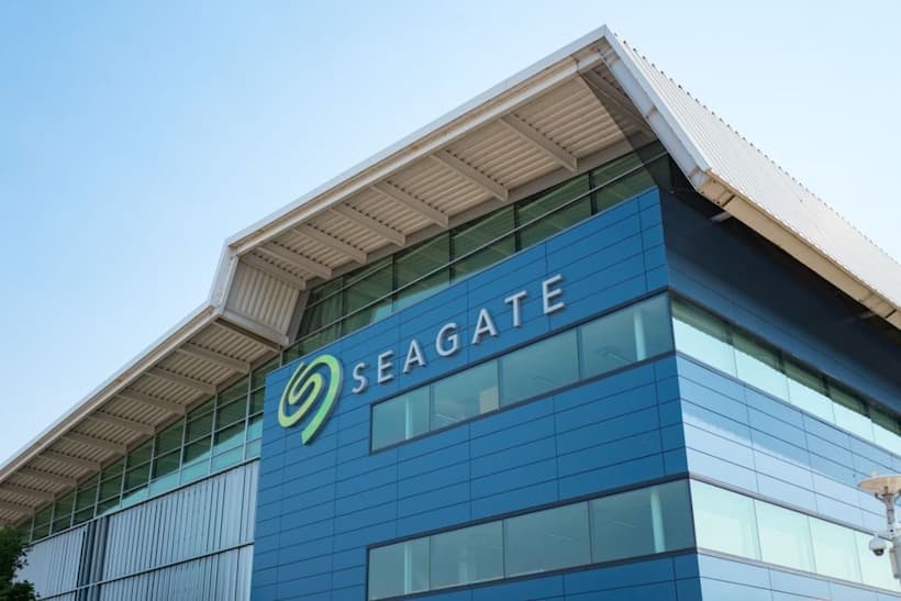 Seagate Stock Rises Despite Analyst Cutting Price Target Ahead of Quarterly Results: Retail Remains On Sidelines