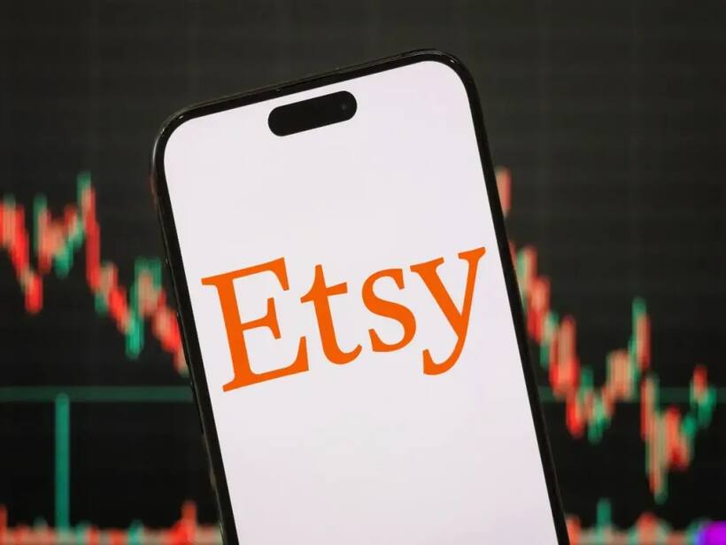 https://stocktwits.com/news articles/markets/equity/etsy stock rises on upbeat q1 revenue/chXTOkPRbi2
