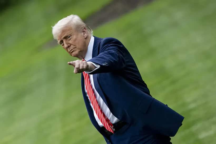 https://stocktwits.com/news articles/markets/equity/trump ups ante in trade war with threats of unilateral tariffs within weeks/chlX0qARb62