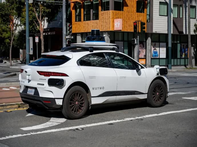 https://stocktwits.com/news-articles/markets/equity/nhtsa-to-ease-rules-on-robotaxi-deployment/chQFX3QRbWX