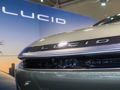 Lucid Stock Is Gaining Steam, And Retail Traders Are Loving It: Analyst Sees 'Emerging AI Bull Case' 