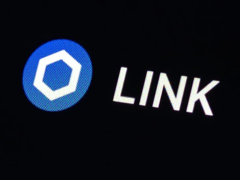https://stocktwits.com/news articles/markets/cryptocurrency/jpm chainlink link/chlY69QRRcR