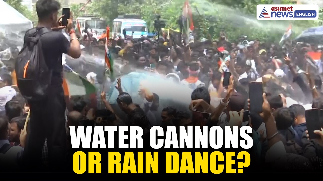 Ranchi JPSC-JSSC Protest | Students DANCE as Police Use Water Cannons