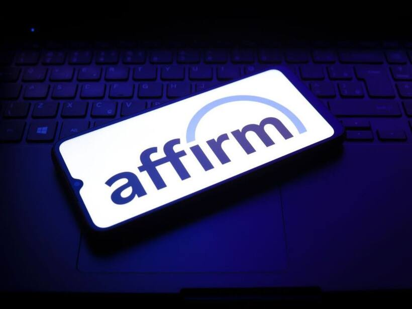 https://stocktwits.com/news articles/markets/equity/affirm stock dips after weak q4 forecast cfo sees growth rate moderating/chiWS0iRblR