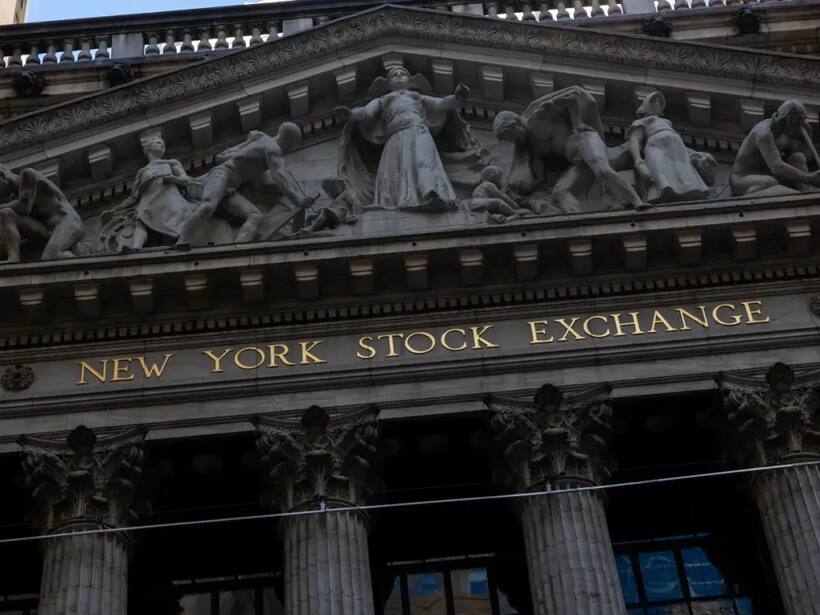 https://stocktwits.com/news articles/markets/equity/us stock futures edge down after sp 500 erases 2025 losses/chiqQYuRbZw