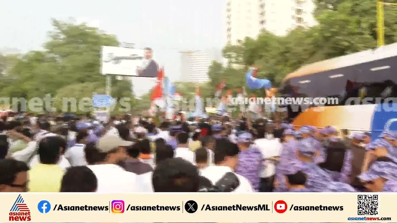 'ആര് തടഞ്ഞാലും മുന്നോട്ട്'; പൊലീസ് വിലക്ക് ലംഘിച്ചും രാജ്ഘട്ടിലേക്ക് കോൺഗ്രസ് നേതാക്കൾ