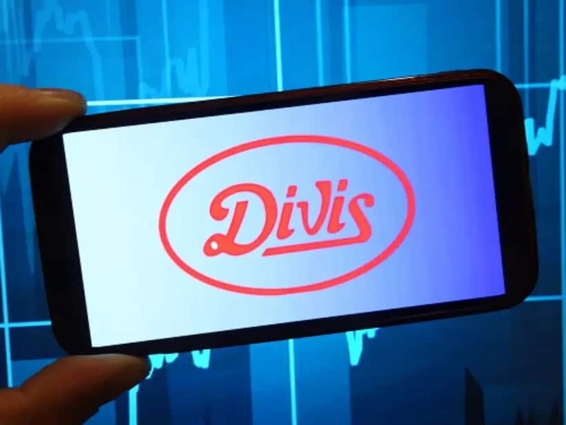 https://stocktwits.com/news articles/markets/equity/divis labs rallies on earnings sebi ra brahmachary predicts fresh upside/ch0chC1RbFW