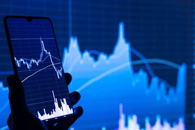 https://stocktwits.com/news articles/markets/equity/abb india shares long term upside sebi ra krishna pathak targets 6220 to 6900/chi8BHqRbmz