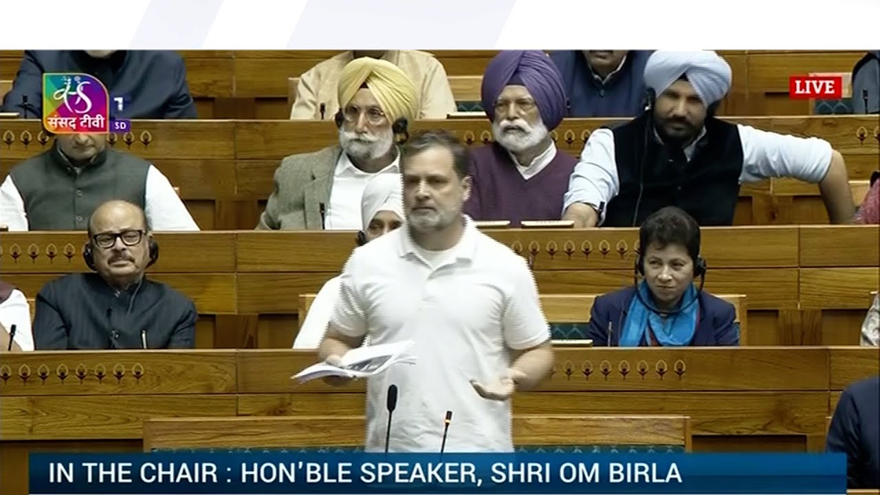 MM നരവനേയുടെ പുസ്തകം വായിക്കാനൊരുങ്ങിയ രാഹുൽ ഗാന്ധിയെ എതിർത്ത് രാജ്‌നാഥ് സിംഗ് | Rahul Gandhi