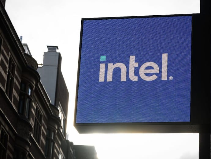 https://stocktwits.com/news-articles/markets/equity/intel-retail-chatter-heats-up-on-job-cuts-buzz/chQmFaCRbX6