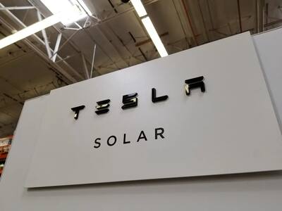 https://stocktwits.com/news-articles/markets/equity/tesla-energy-calls-for-sensible-wind-down-of-energy-tax-credits-warns-of-grid-risks/ch0MiLCRbM4