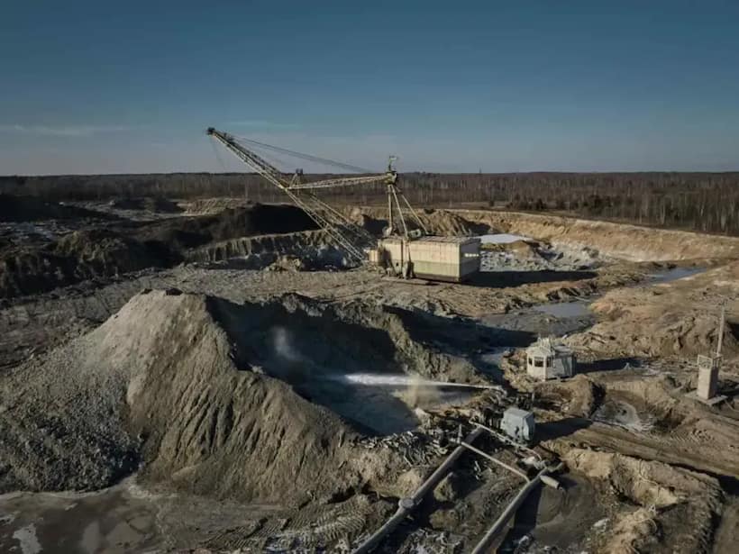 https://stocktwits.com/news articles/markets/equity/mp materials rises on reports to strengthen rare earth supply chain/chlLsKWRRGW