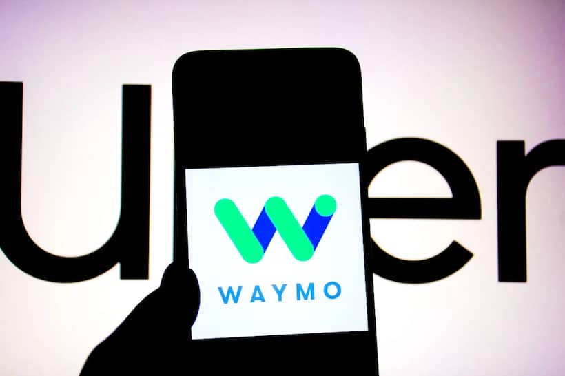 https://stocktwits.com/news articles/markets/equity/uber waymo launch robotaxis in atlanta as autonomous ride hailing competition intensifies/chm49taRR3E