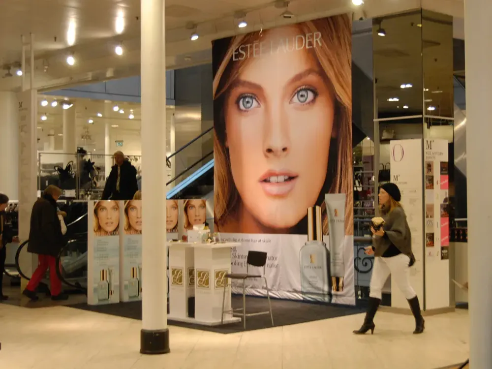 Estee Lauder’s Broader Bet Pays Off? Deutsche Bank Upgrades Stock On Diversifying Growth Beyond China