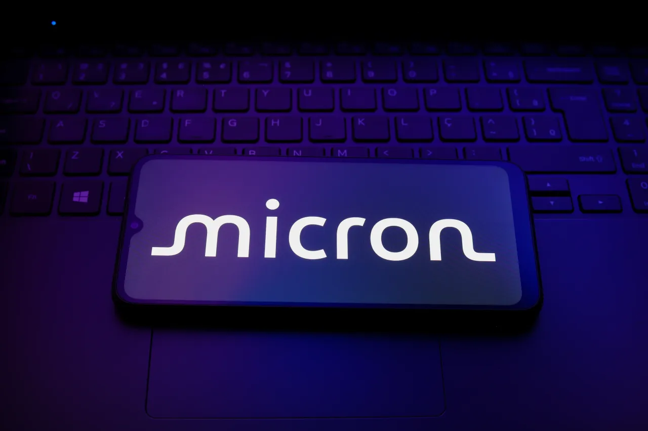 https://stocktwits.com/news articles/markets/equity/micron stock on track to hit year high after q3 earnings beat sparks wave of price target hikes/chmOo5ORR4V
