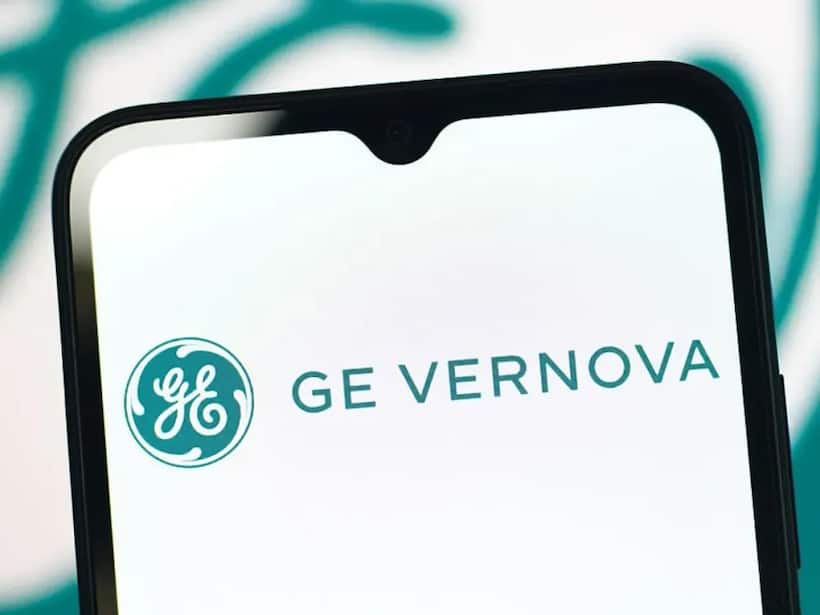 https://stocktwits.com/news articles/markets/equity/ge vernova stock slips after jefferies downgrades on recent outperformance/ch0MKn9RbMB
