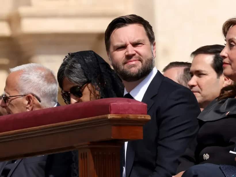 https://stocktwits.com/news articles/markets/equity/jd vance slams fed for not cutting rates post inflation report/chlaMlyRbCt