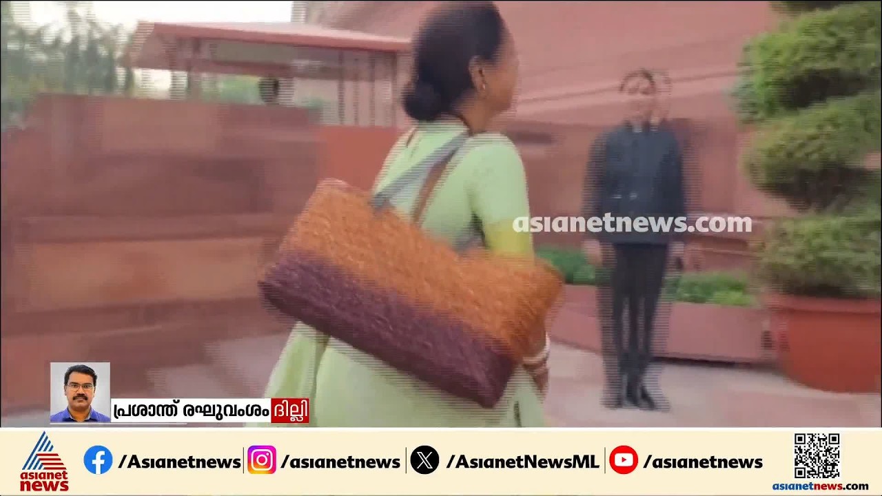ഗ്യാനേഷ് കുമാറിനെതിരെ പ്രതിപക്ഷ പ്രതിഷേധം; സെൻട്രൽ ഹാളിൽ ഇന്ത്യ സഖ്യ എംപിമാരുടെ യോഗം ഉടൻ
