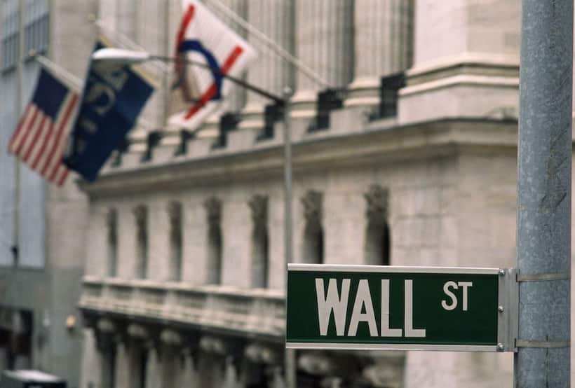 https://stocktwits.com/news articles/markets/equity/us stock futures slip after stellar weekly surge/chQxK7HRbhb