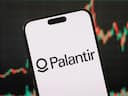 Palantir Stock Plummets As Analysts Flag Valuation Risks Despite Q1 Revenue Beat