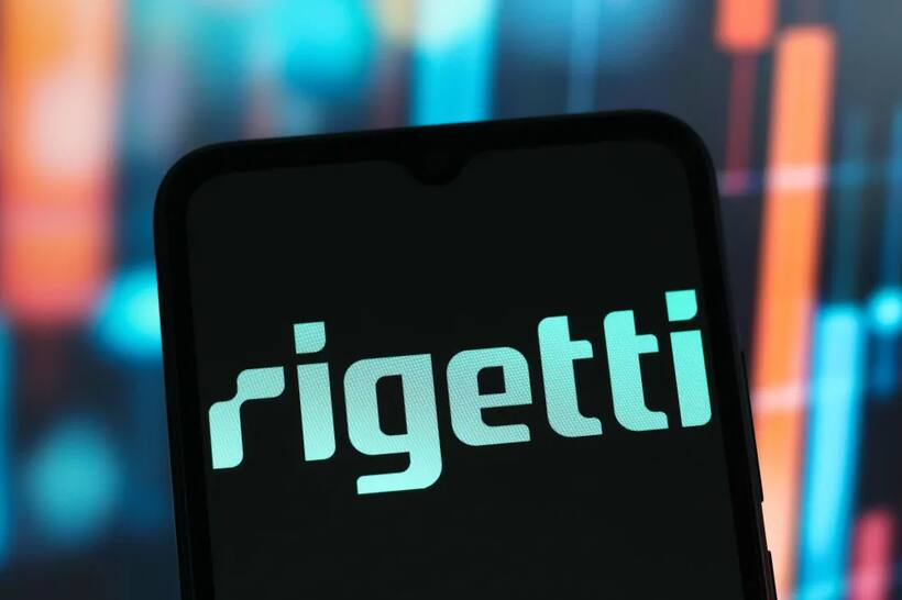 https://stocktwits.com/news articles/markets/equity/rigetti stock declines on 350 million share sale/ch0Myi6Rbuc