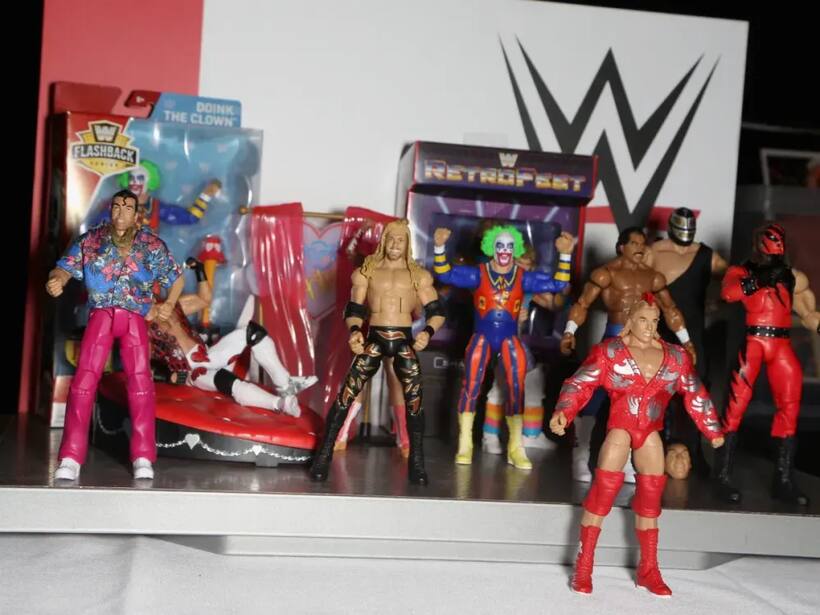 https://stocktwits.com/news articles/markets/equity/mattel pulls annual forecast/chi4DzvRb1N
