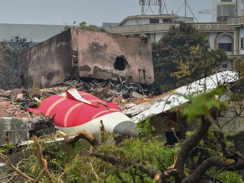 https://stocktwits.com/news articles/markets/equity/air india boeing crash indian regulator finds no major safety issues/chlp3QvRRc7