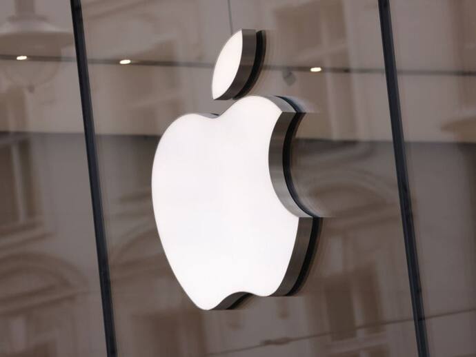Apple Stock Leaps Past $240 As Tim Cook Teases New Product Launch, But Retail Sentiment Stays Tepid