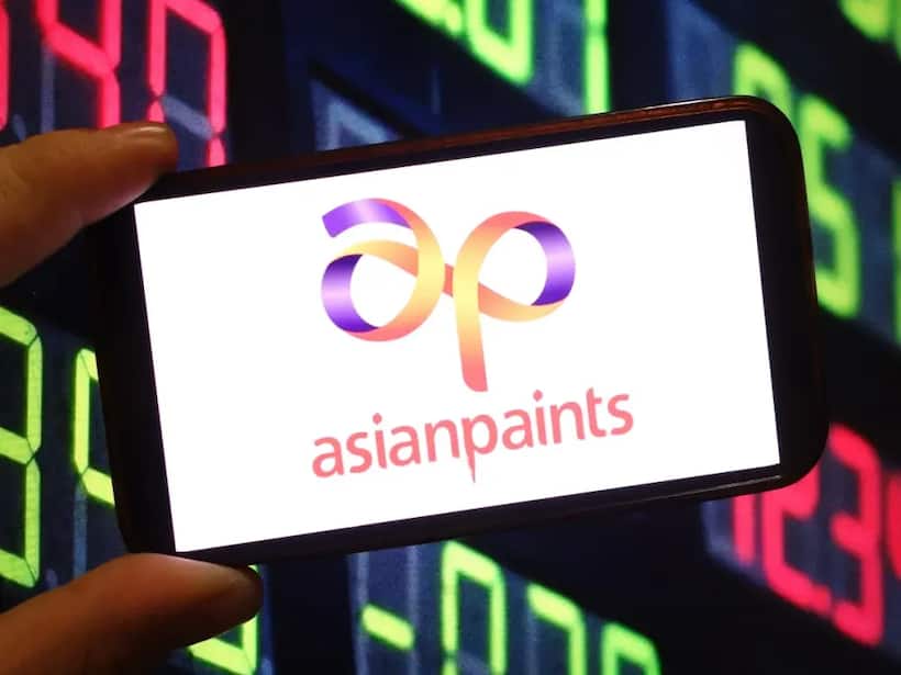 https://stocktwits.com/news articles/markets/equity/asian paints eyes reversal from support sebi ra krishna pathak sees accumulation opportunity/chl7hgiRbzJ