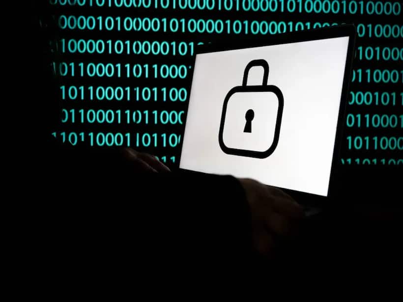 https://stocktwits.com/news articles/markets/cryptocurrency/reserve rights locking/chiB1GFRbji