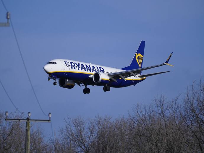Ryanair Posts Strong Q3 Earnings But Revises FY26 Traffic Target Over Boeing Delays: Retail’s On Wait-And-Watch Mode