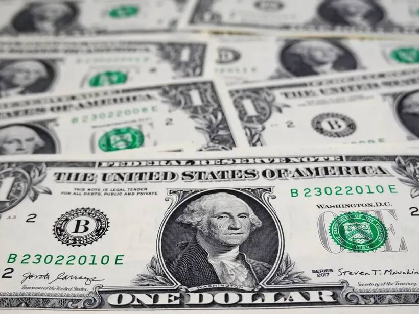Dollar Index Plunges To 3-Year Low As Trump Tariffs-Led Trade Wars Intensify: Analyst Says 'Dollar Confidence Crisis' Now In Full Mode