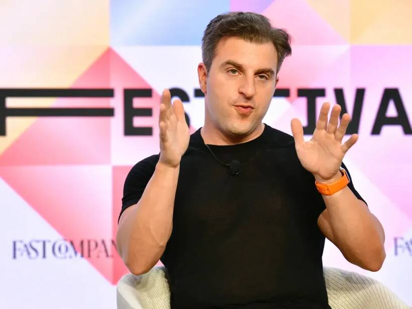 https://stocktwits.com/news articles/markets/equity/airbnb aims to become an everything app with foray into experiences home services/chiqibhRbNG