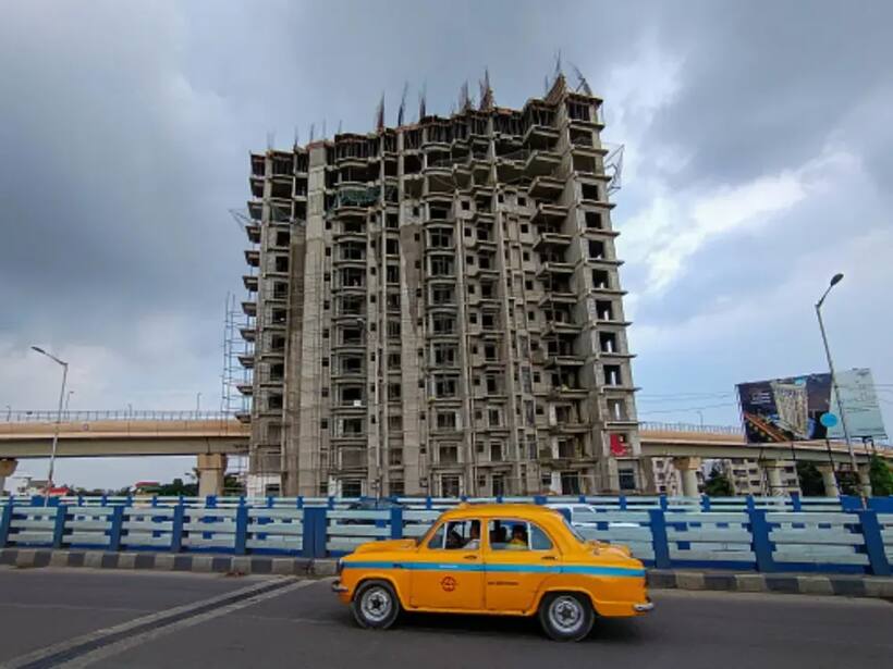 https://stocktwits.com/news articles/markets/equity/hudco stock sebi ra deepak pal recommends buying on dips sees rebound to 240/chlYNv6RRTf