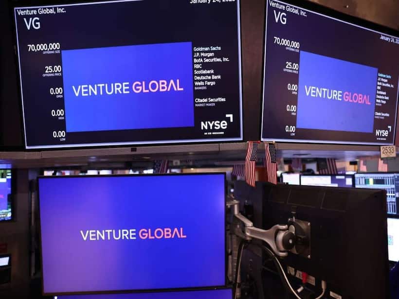 https://stocktwits.com/news articles/markets/equity/venture global stock generates retail buzz after prioritizing plaquemines expansion over delta lng/chlalB2RbCL