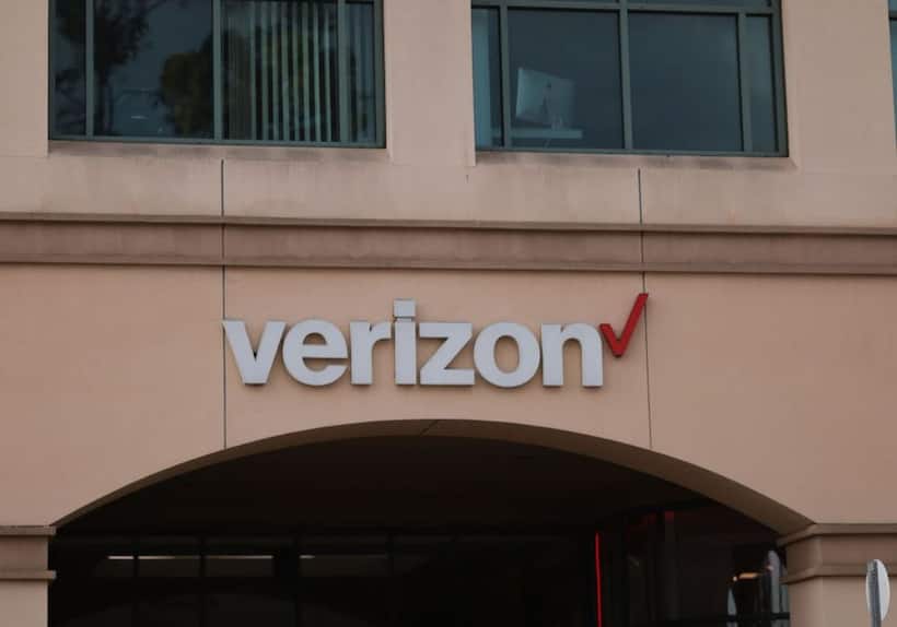 https://stocktwits.com/news-articles/markets/equity/verizon-due-to-report-q1-2025-earnings/chQS06sRbX2