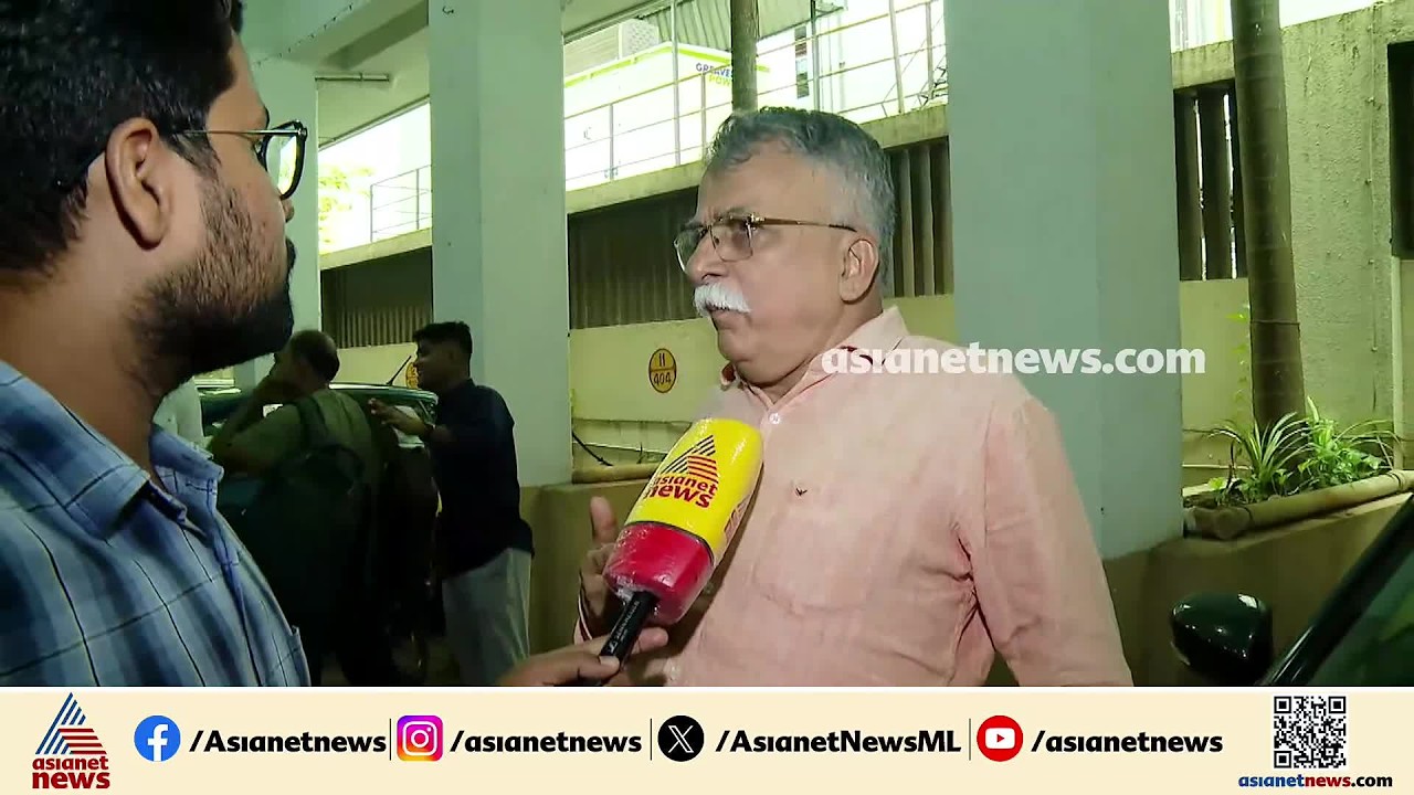 'സ്വന്തം ജീവൻ പണയംവച്ച് യാത്രക്കാരുടെ ജീവൻ രക്ഷിച്ച സ്മിത് മച്ചറിനെ രാജ്യം പുരസ്കാരം നൽകി ആദരിക്കണം'