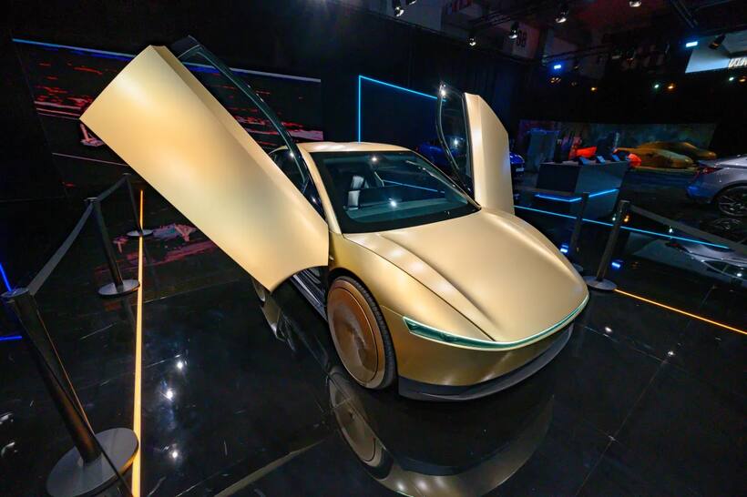 https://stocktwits.com/news articles/markets/equity/tesla robotaxi launch goldman sachs lists 3 reasons why cybercab scaling will be slow/chmJ2ALRR3F