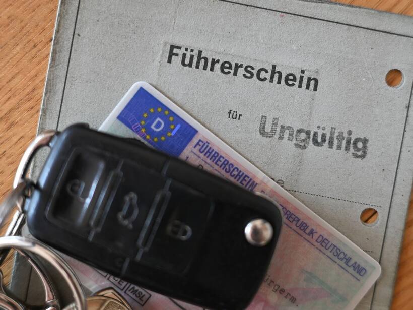 SuperCom Stock Surges On Bagging Multi-Year Driving License System Contract With A Nordic European Country: Retail Sentiment Improves