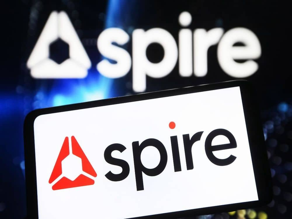 Spire Global Stock Tumbles 13% On $40M Private Placement Deal: Retail Mood Brightens But Still In Bearish Territory