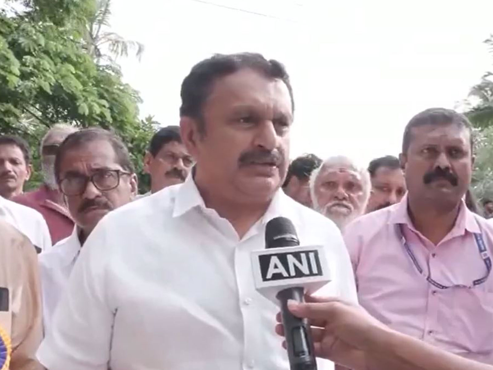 Sabarimala gold theft: Muraleedharan demands freedom from High Court