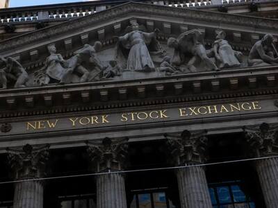 https://stocktwits.com/news-articles/markets/equity/nasdaq-futures-dip-as-traders-turn-cautious-after-tech-led-rally/chkMCpBRbwb