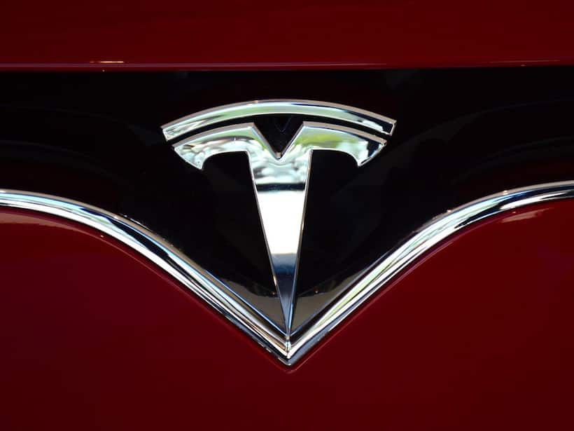 Tesla Pauses FSD Trial In China But Assures Launch After Regulatory Approval: Retail Sentiment Dips Further