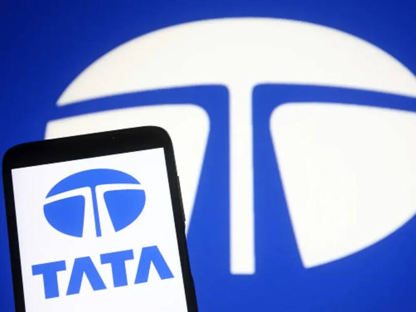https://stocktwits.com/news articles/markets/equity/tata tech stock cracks after tpg block deal/chQCvalRbLb